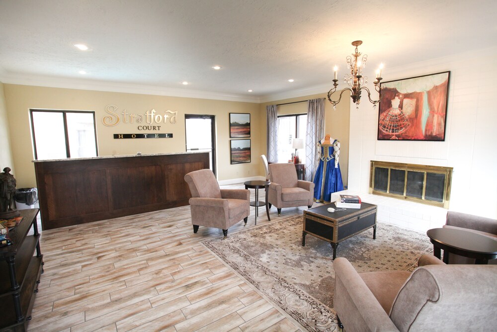 Stratford Court Hotel - photo 3