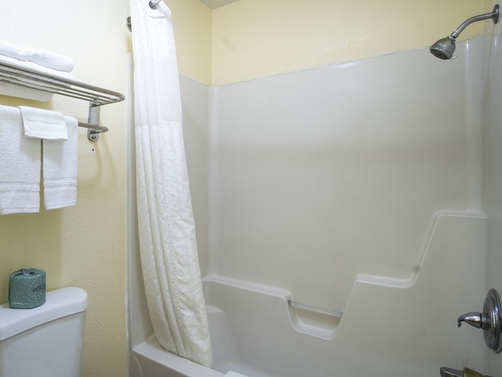 Nendels Inn & Suites - photo 27