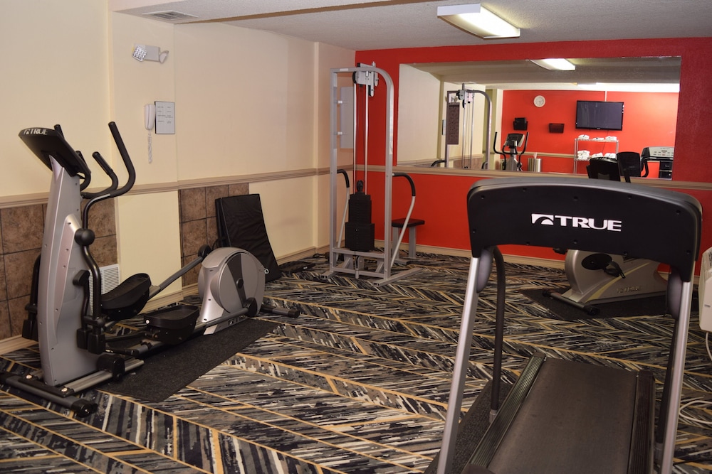 Red Roof Inn Batavia - photo 20
