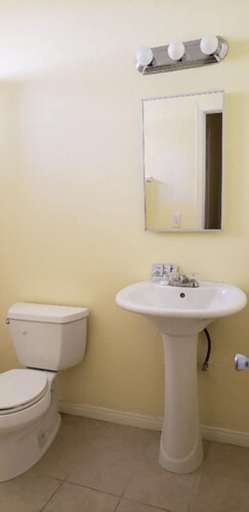 Europa Inn & Suites - photo 28