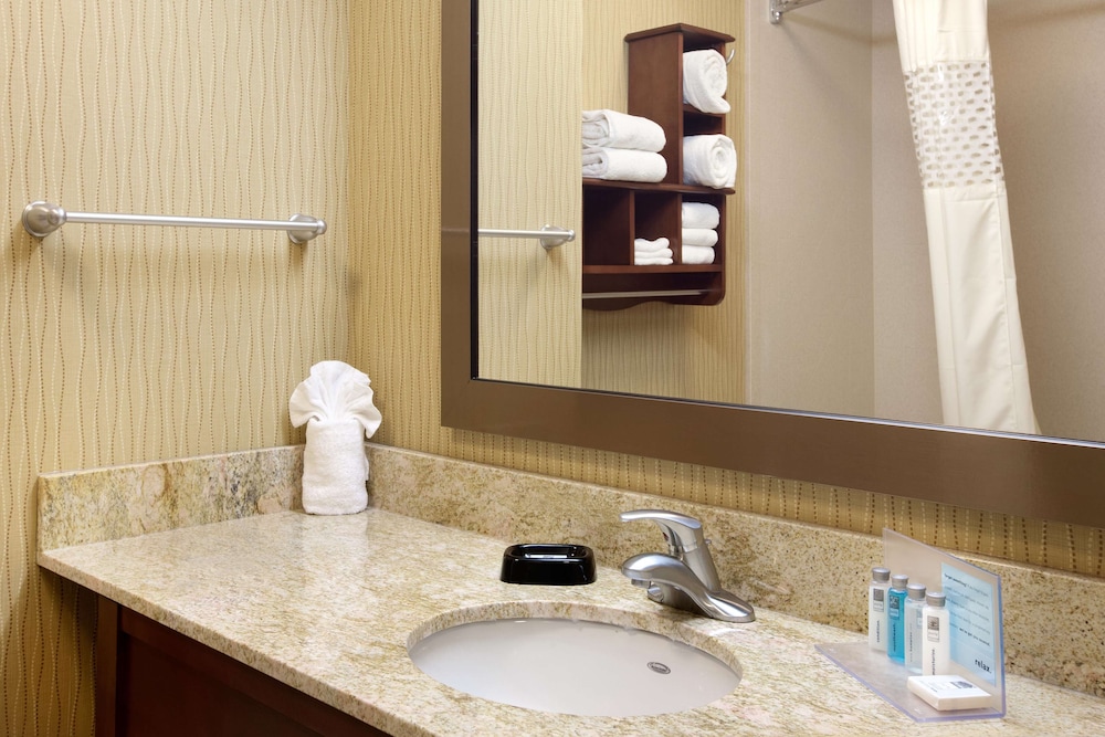 Hampton Inn Boston Braintree - photo 9