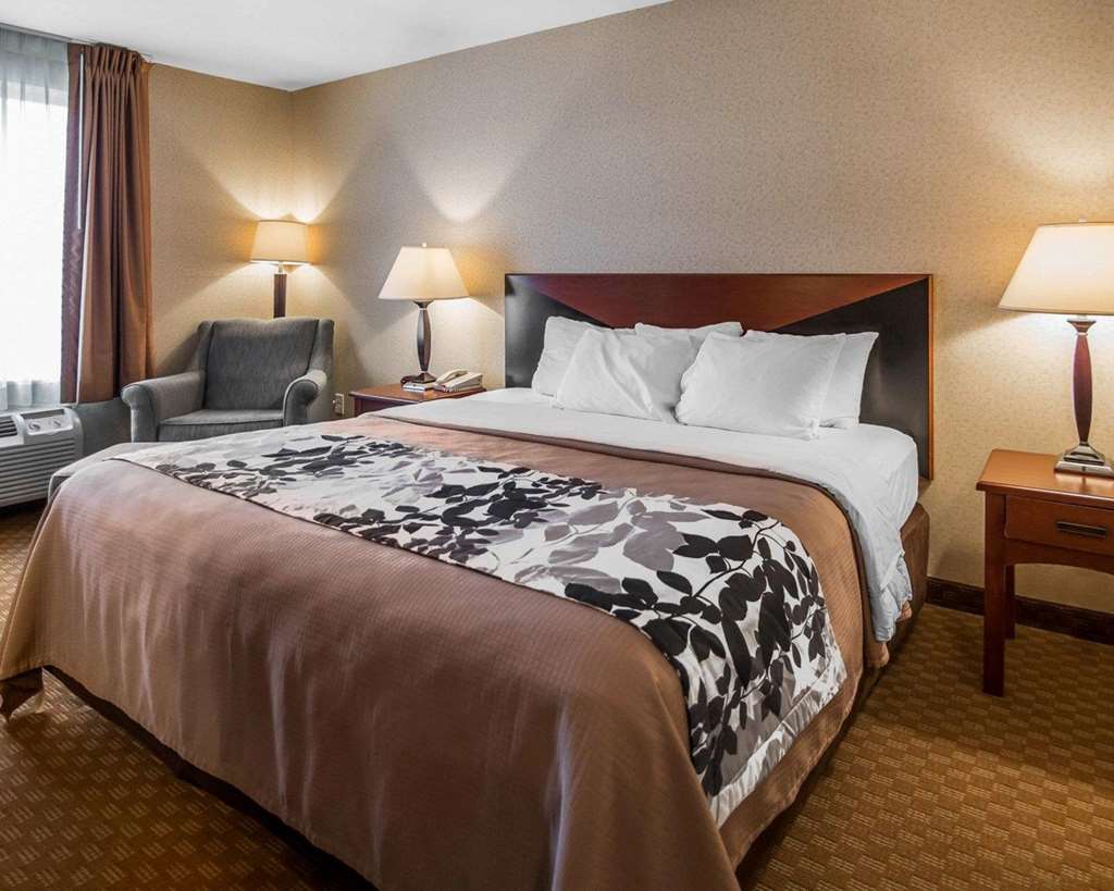 Rodeway Inn & Suites Salina South - photo 7