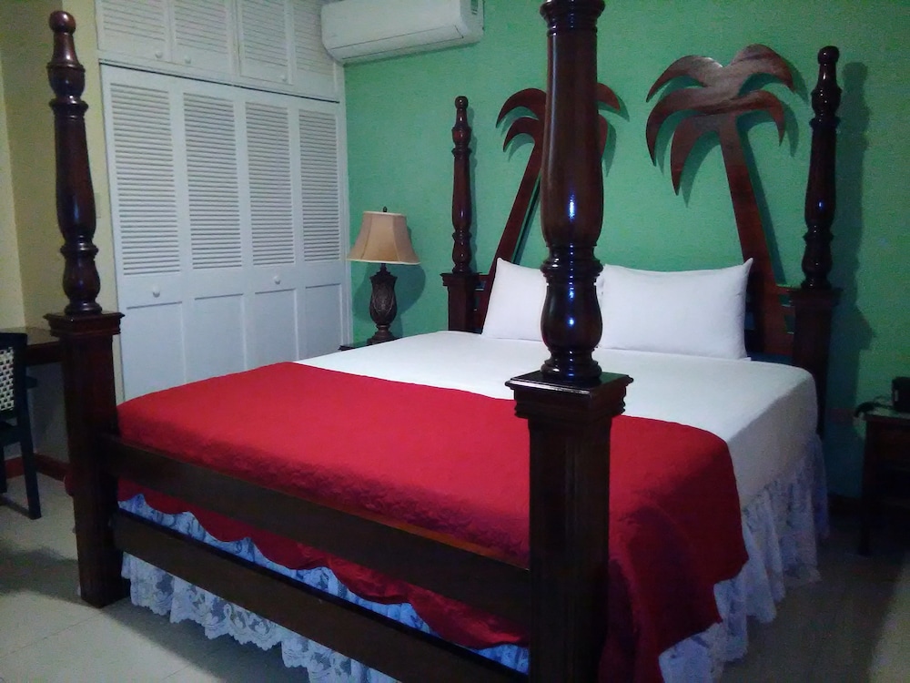 Glistening Waters Hotel in Falmouth, Jamaica