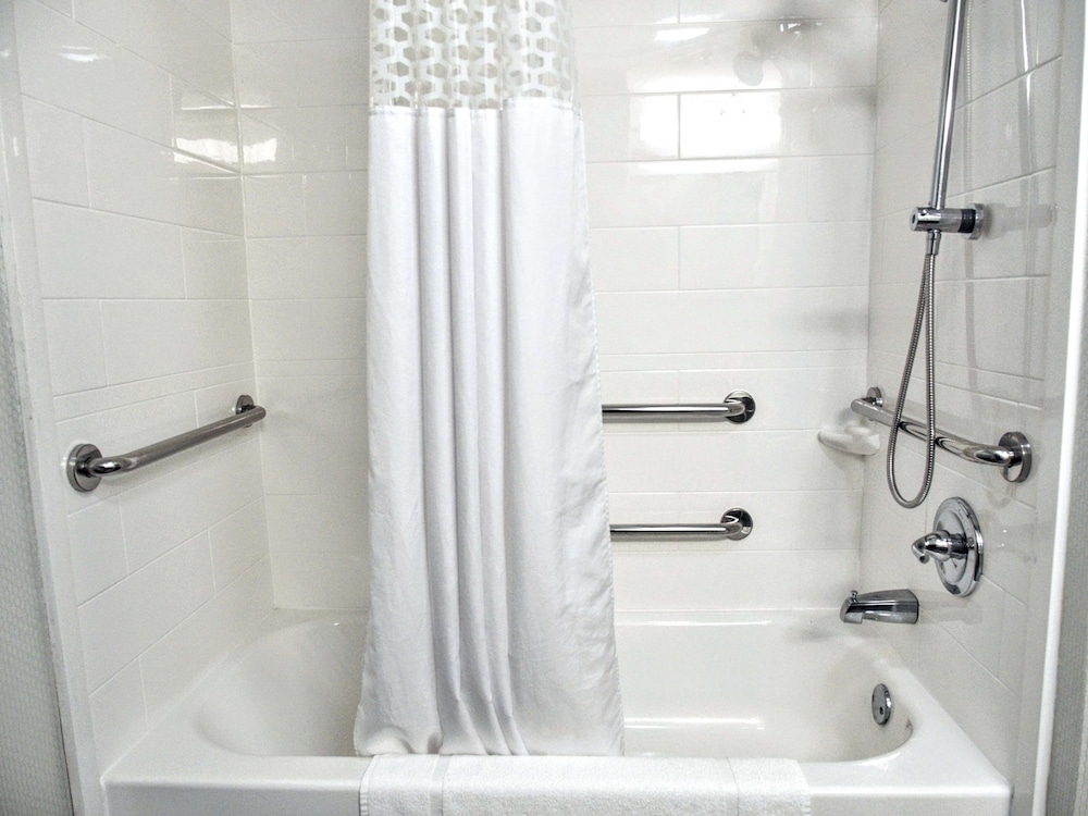 Hampton Inn Oklahoma City Edmond - photo 18
