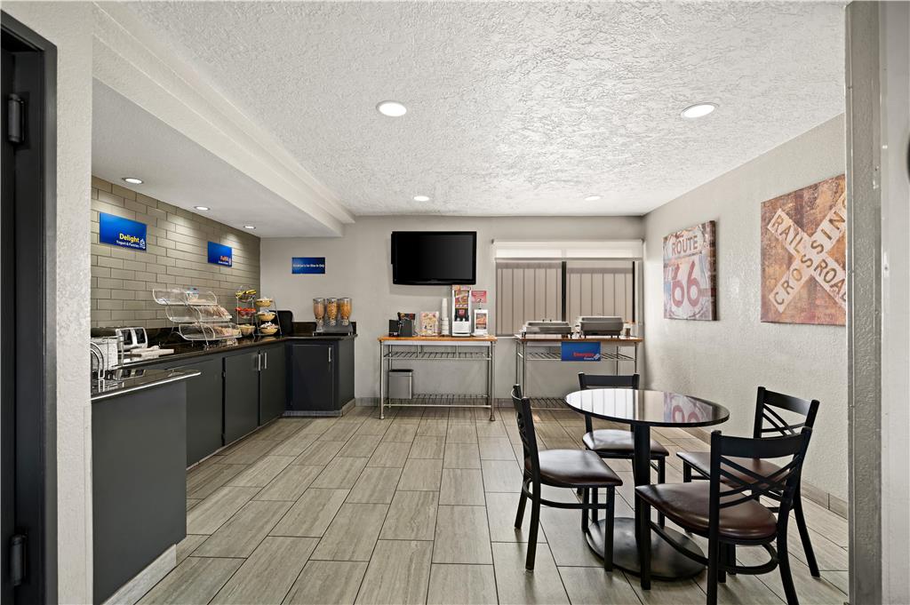 Best Western Desert Villa Inn - photo 9