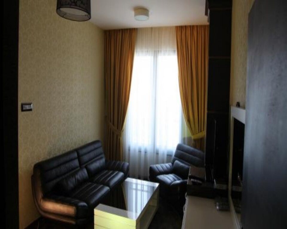 Amazona Hotel — Pristina — photo 2