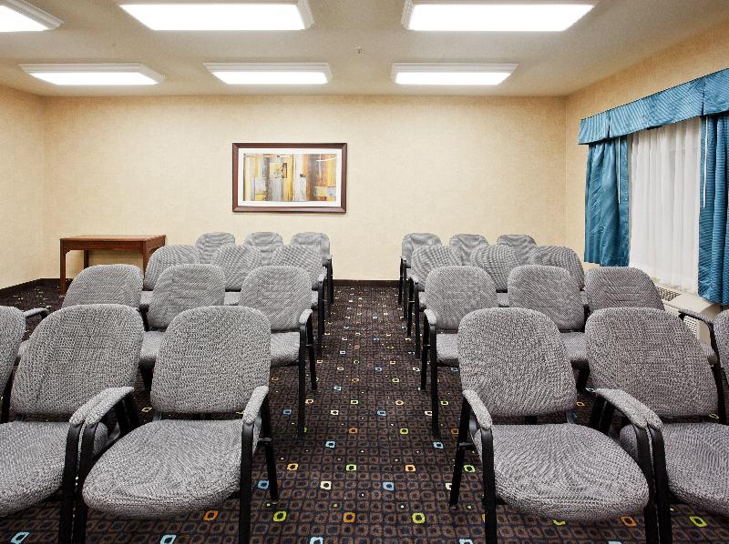 Holiday Inn Express Fallon by IHG - photo 56