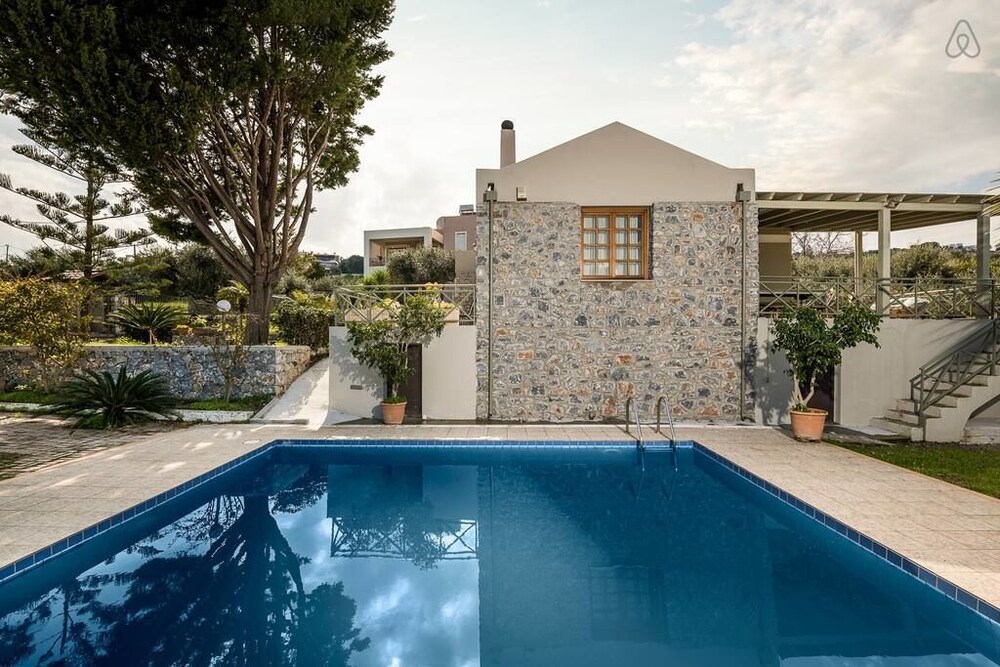 Villa 15 Elegant Private Pool Family — 4-Star Luxury Hotel in Rethymno, Greece