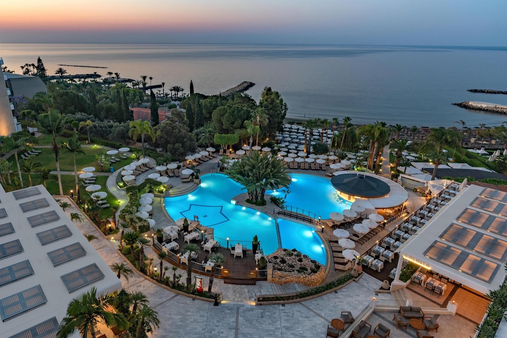 Mediterranean Beach Hotel — hotel in Limassol