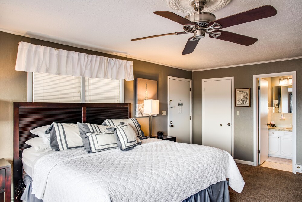 Cliff Dwellers Inn - photo 21