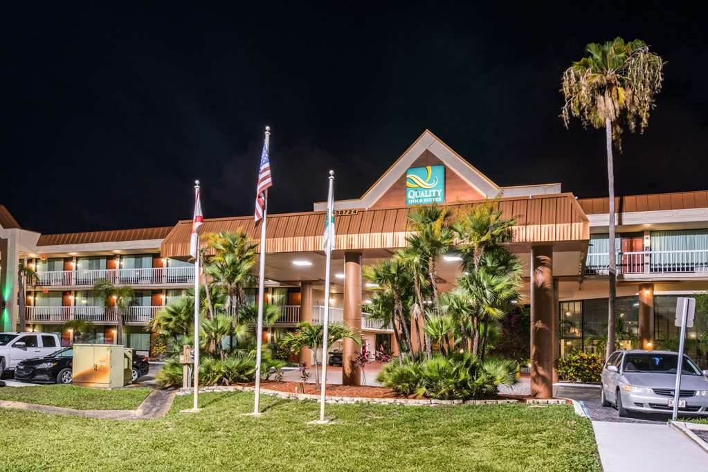 Quality Inn & Suites Tarpon Springs South - photo 3
