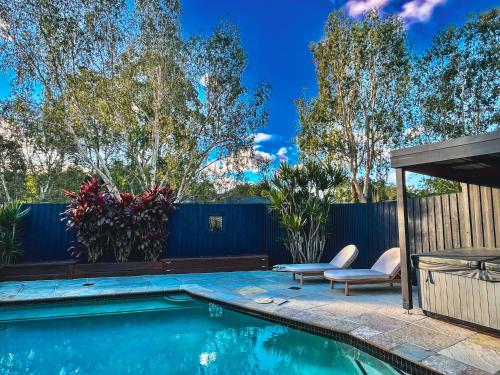 Peaceful tropical retreat with pool mineral spa & Games room - last minute hotel in Gold Coast