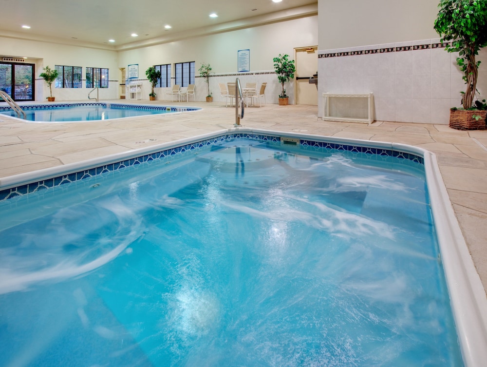 Staybridge Suites Downtown Peoria by IHG - photo 18