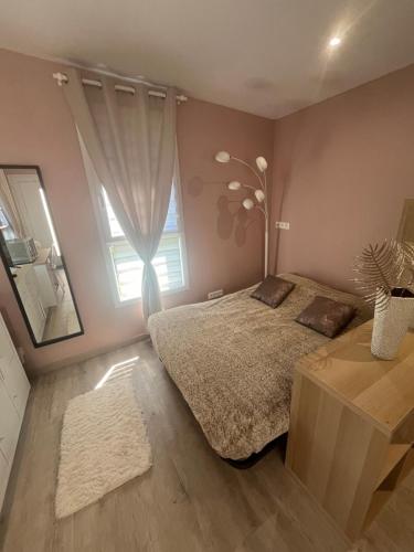 Dependance Prive — hotel in Saint-Thibault-Des-Vignes