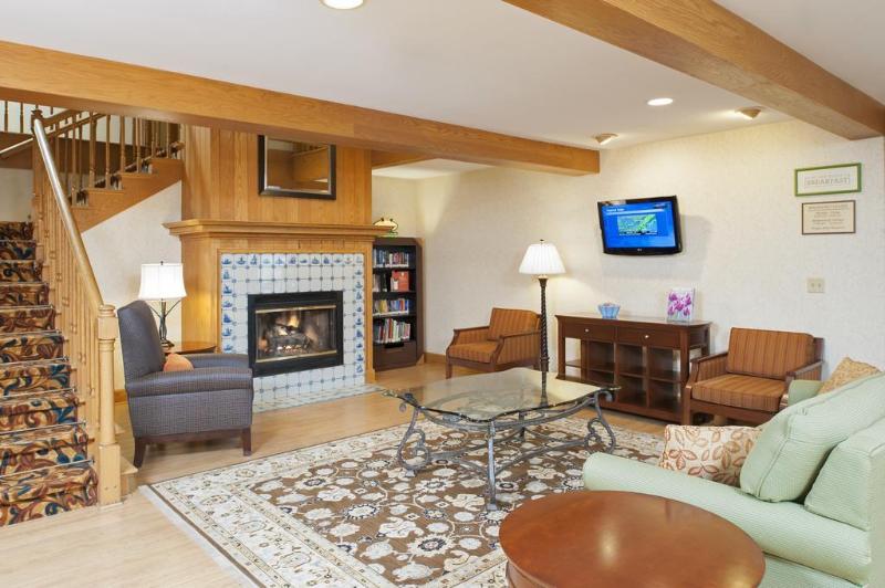 Country Inn & Suites by Radisson Holland MI - photo 20