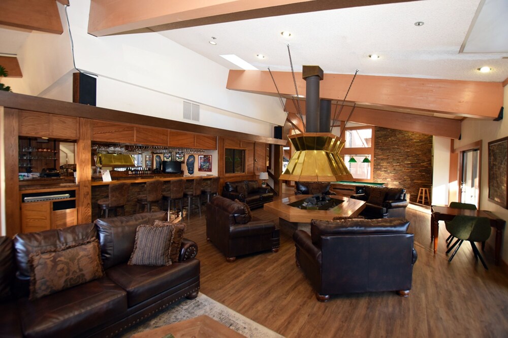 Club Tahoe - photo 20