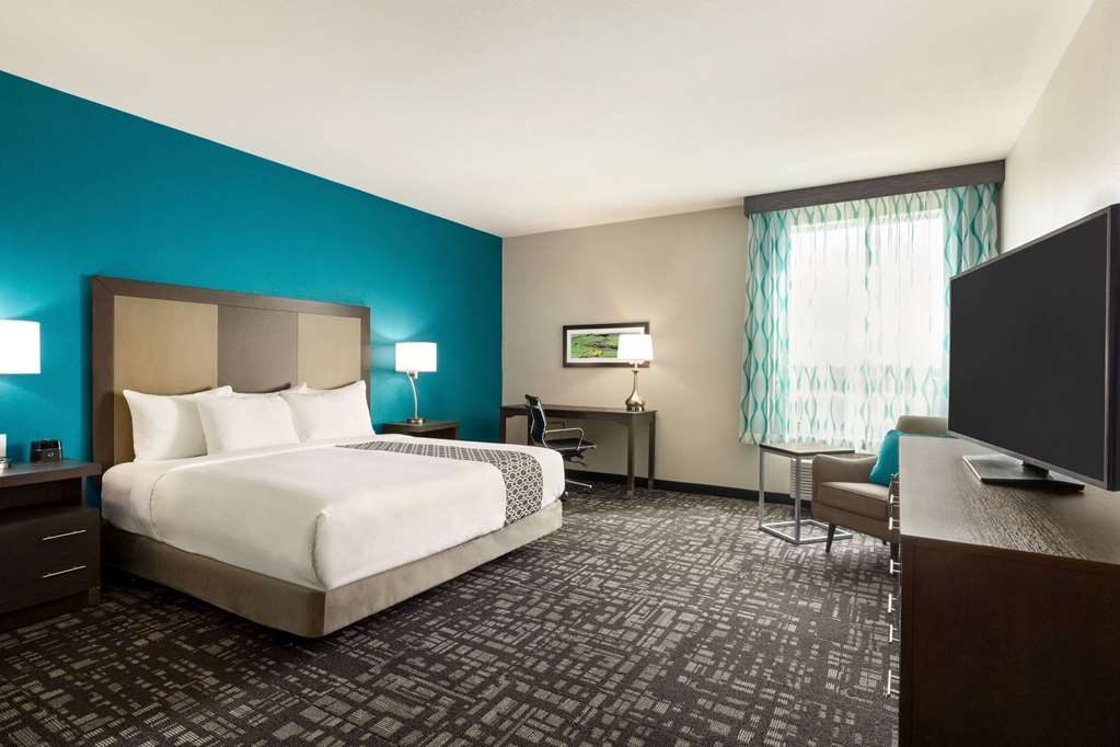 La Quinta by Wyndham Gainesville - photo 14