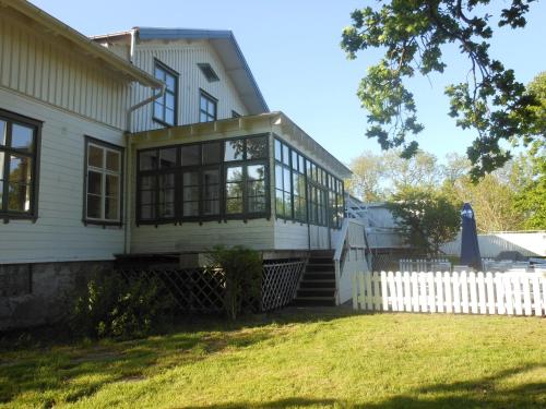 Jordhammars Herrgård — Stenungsund — photo 4