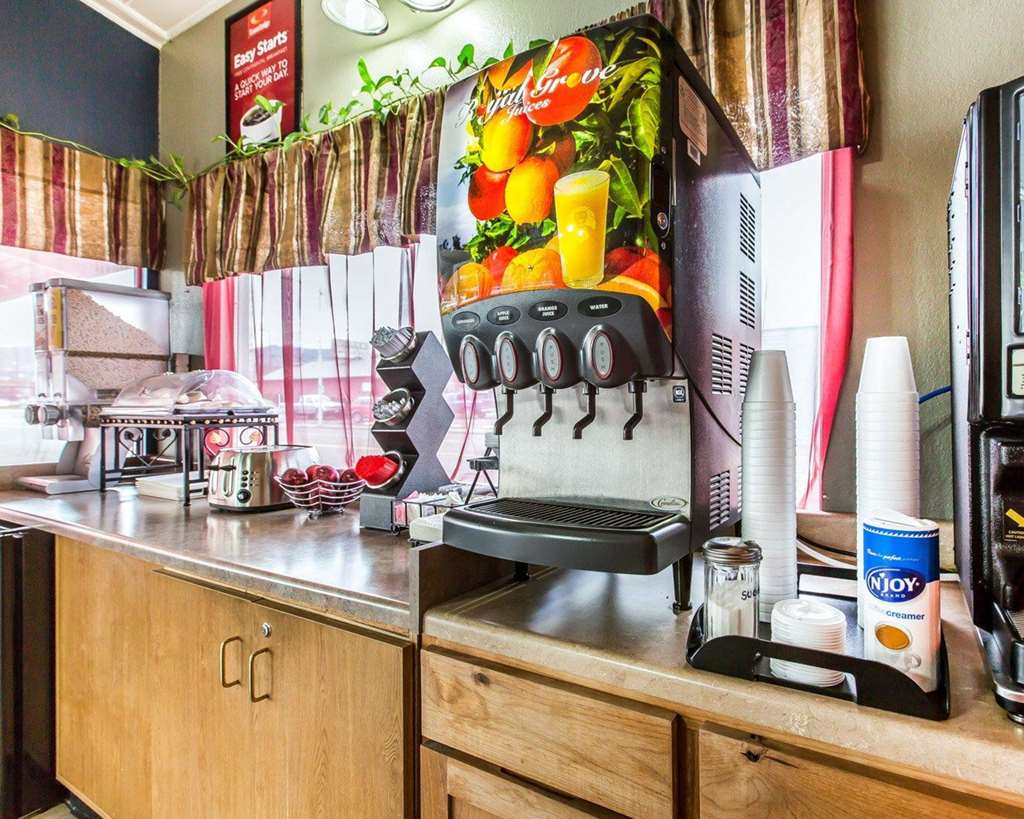 Econo Lodge Inn & Suites Yreka - photo 25
