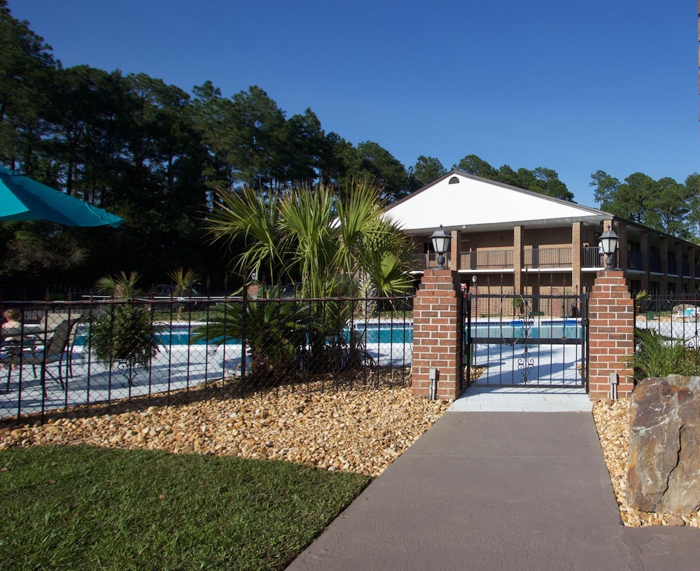 At Home Inn & Suites - photo 65