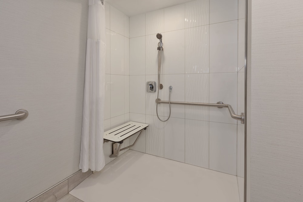 Hotel Indigo Rochester Mayo Clinic Area - photo 28