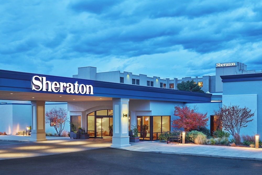 Sheraton Portland Airport Hotel - photo 32