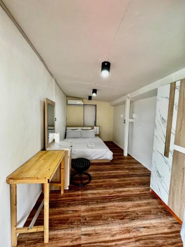 Chubbi 5 Room24