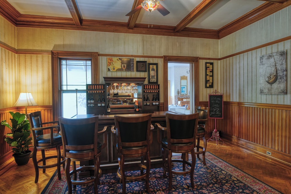 Rockwell Falls Inn and Wine Bar - photo 83