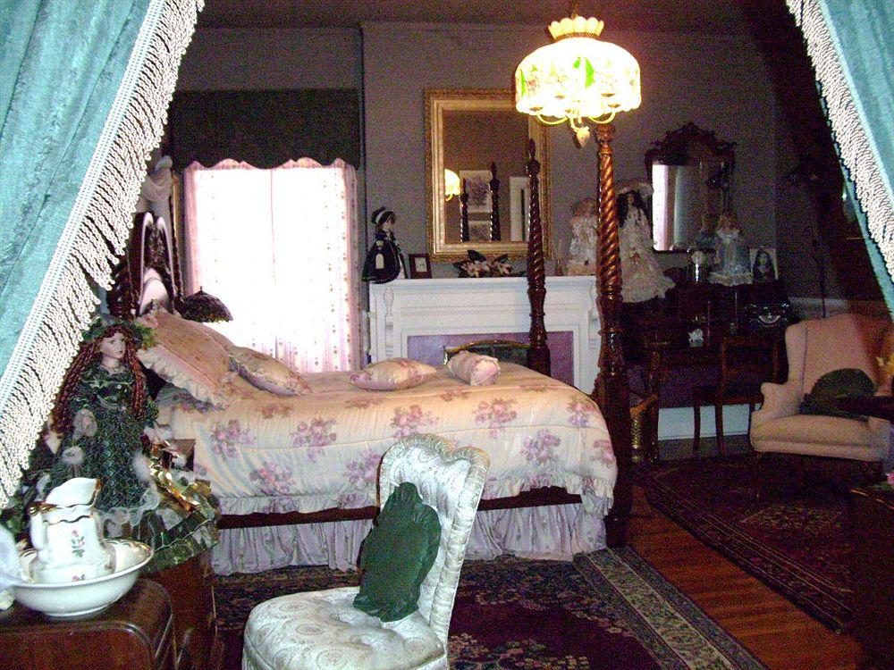 Flo's Hideaway - photo 5