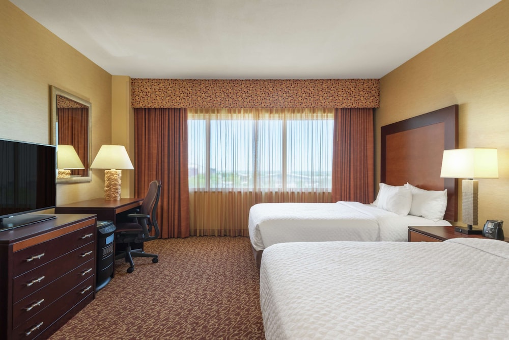 Embassy Suites by Hilton Loveland Conference Center - photo 10