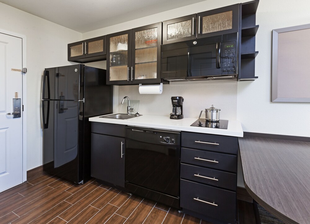 Candlewood Suites San Angelo TX by IHG - photo 15
