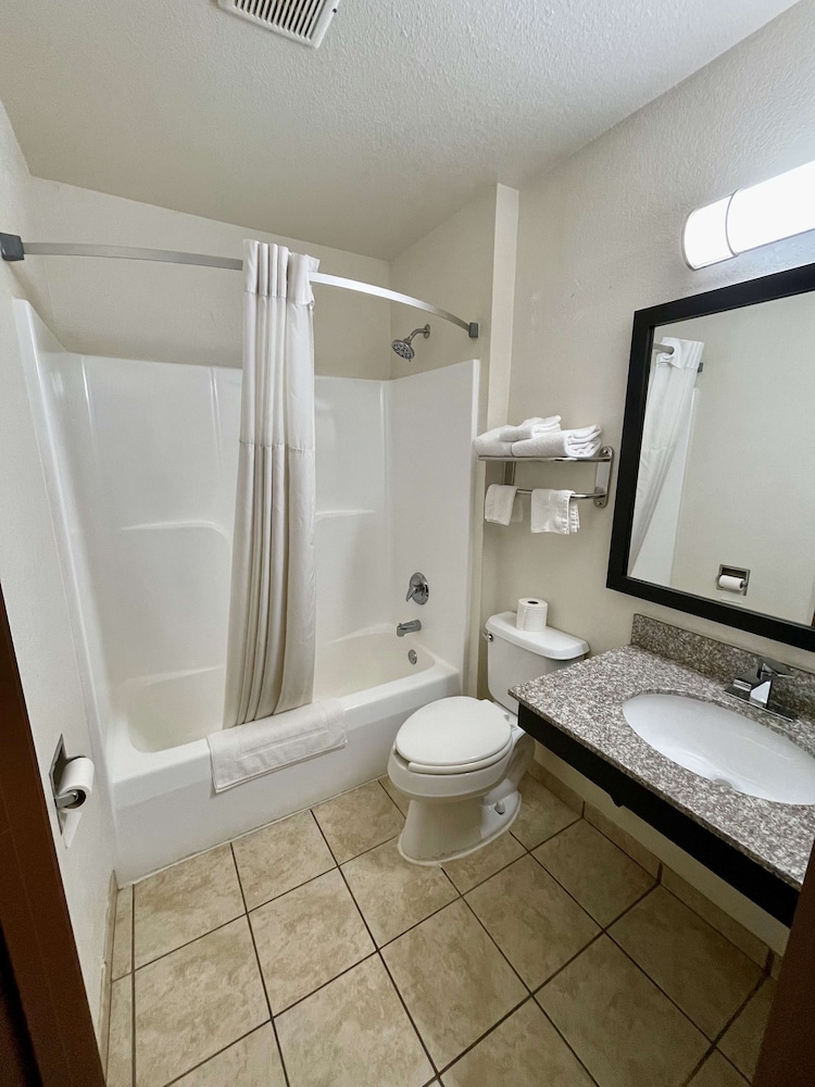 SureStay by Best Western Prince Frederick - photo 7