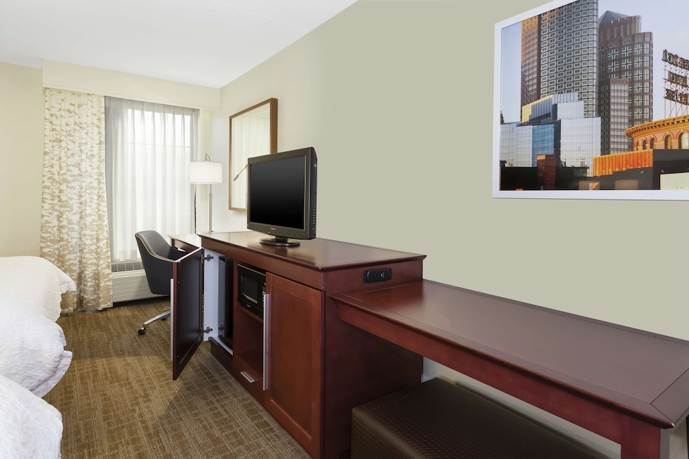 Hampton Inn Boston Peabody - photo 12