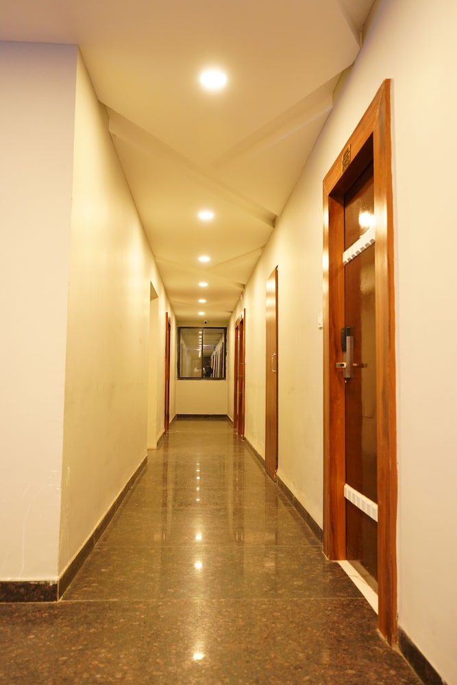 Jmc Hotel The Moon — Indore — photo 2