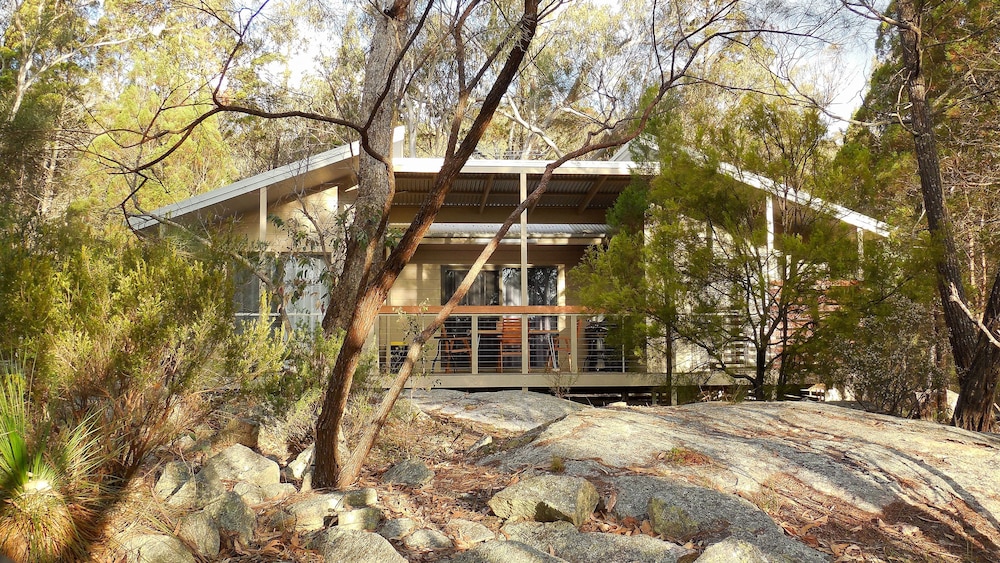31 The Rocks — 4-Star Luxury Hotel in Stanthorpe, Australia