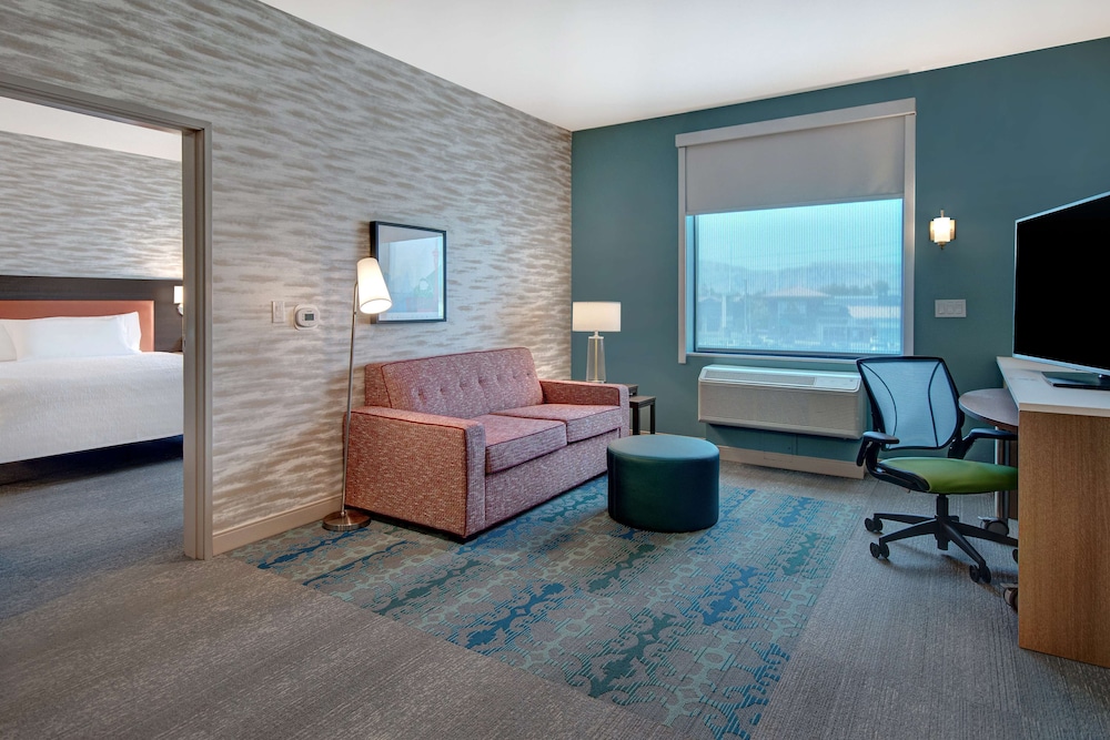 Home2 Suites by Hilton Las Vegas North - photo 21