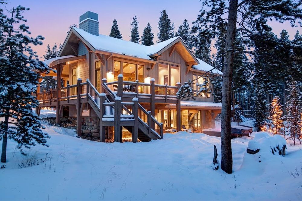 Sunrise Ski Haus 4 Bedroom Home by RedAwning — 5-Star Luxury Hotel in Breckenridge, United States