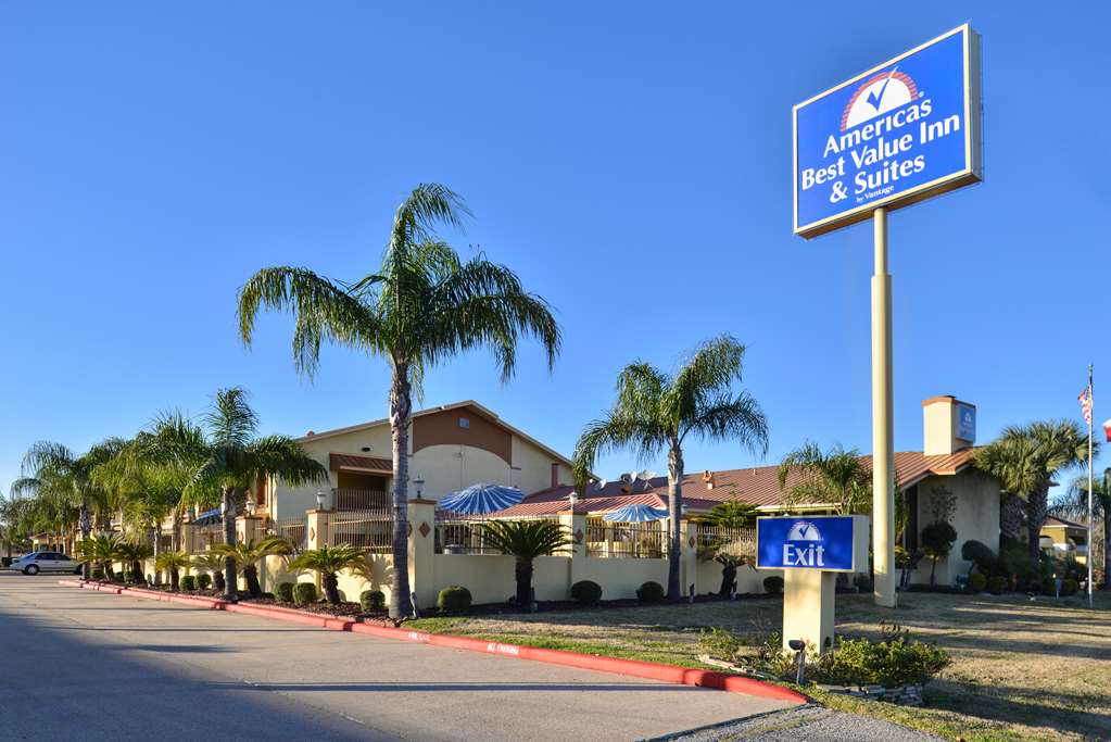 Americas Best Value Inn & Suites Alvin Houston - featured photo