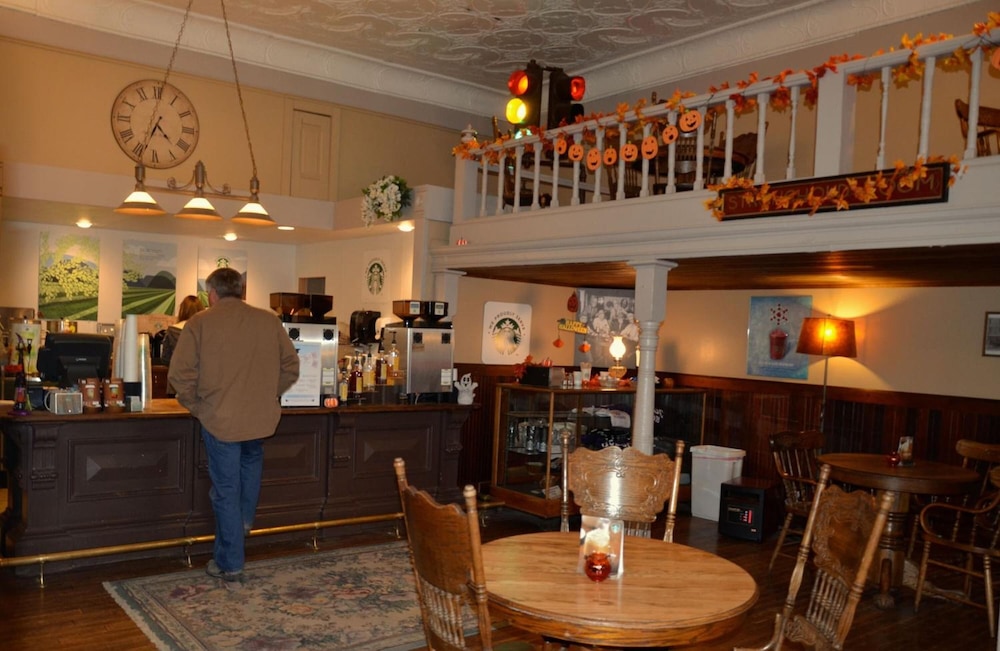 Hotel Niles — Alturas — photo 4