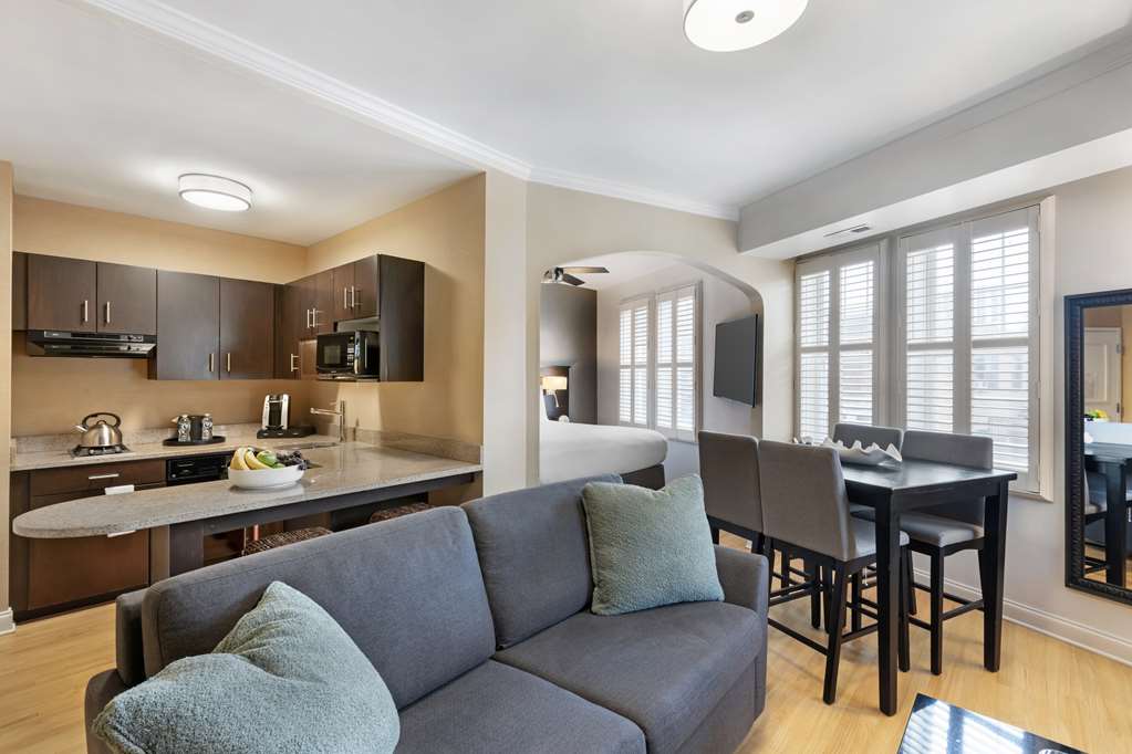 Best Western Plus Hawthorne Terrace Hotel - photo 44