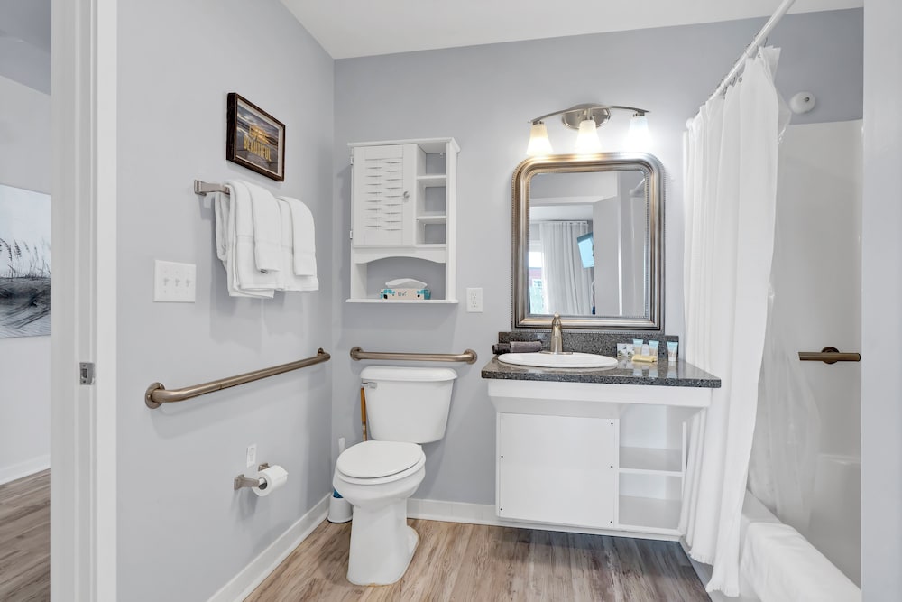 Sandpeddler Inn & Suites - photo 245