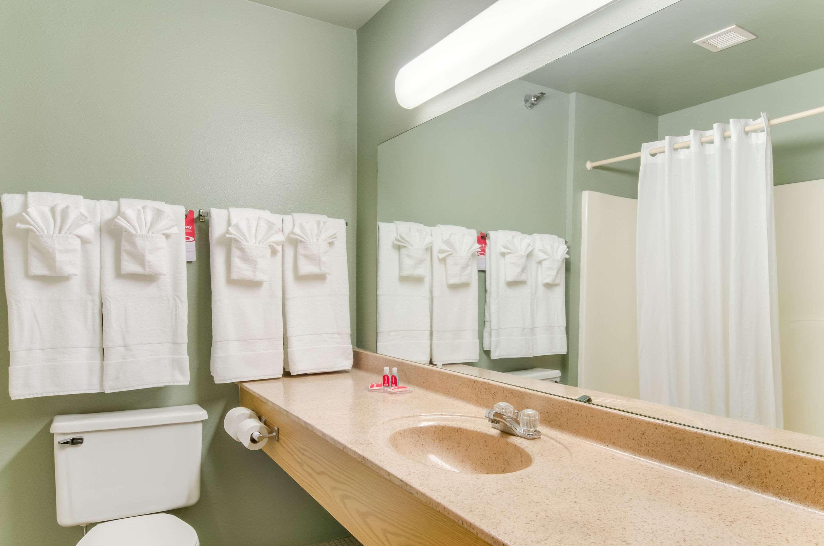 Econo Lodge Laramie WY - photo 41