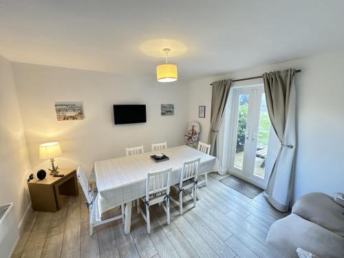 Anchor Cottage Part of the The Bay Filey Holiday Village with pool gym and direct beach access pub restaurant tennis and meadows walks