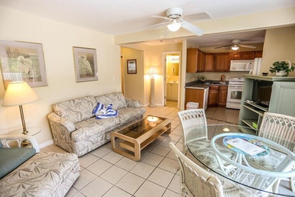 106 Tropical Shores Manor Fort Myers Beach - photo 21