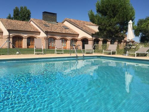 La Casona del Tormes pet-friendly hotel Almenara De Tormes