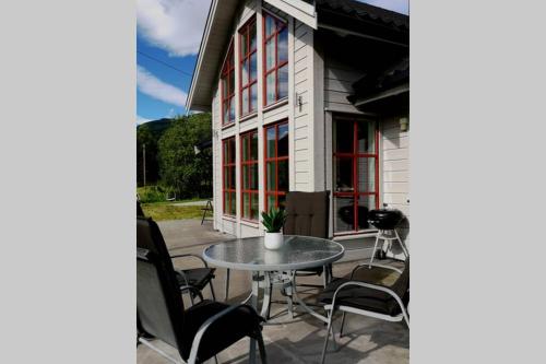 Casa Kleiv i Sogndalsdalen — 4-Star Luxury Hotel in Sogndal, Norway
