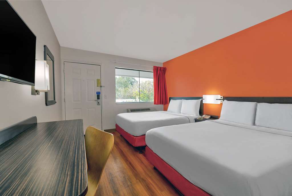 Motel 6 Columbus GA - photo 11