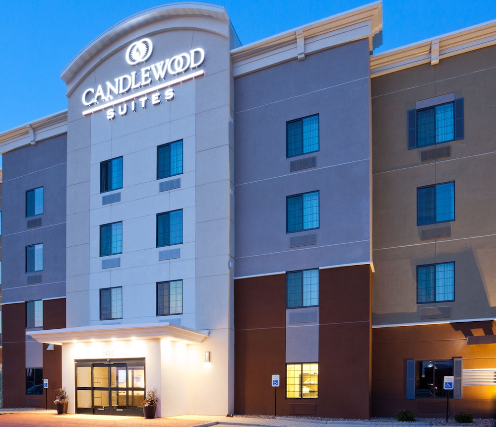 Candlewood Suites Dickinson ND by IHG - photo 30