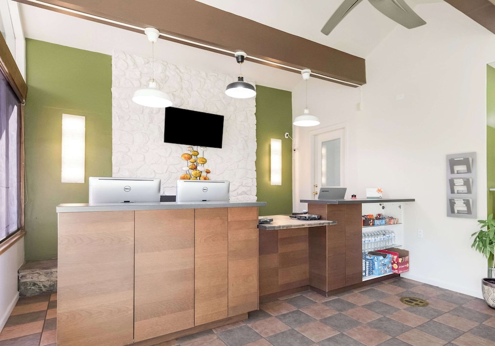 Quality Inn South Lake Tahoe - photo 2