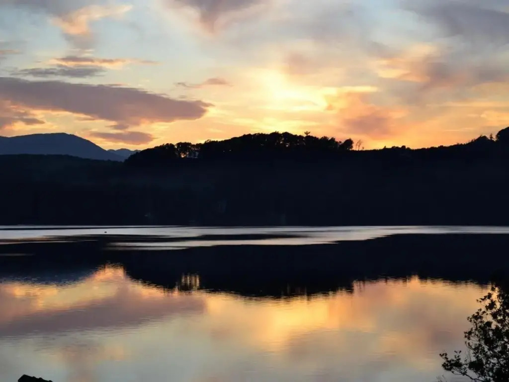 Spout Crag Boathouse - last minute hotel in Windermere